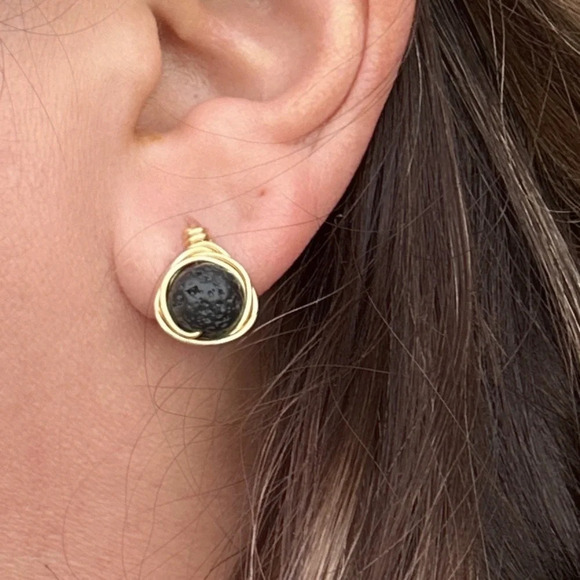 Lava rock stud earrings in black and gold/dainty /minimalist - Picture 1 of 8